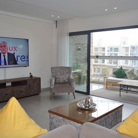 Surf Palace Beachfront Apartment Ес-Сувейра Екстер'єр фото