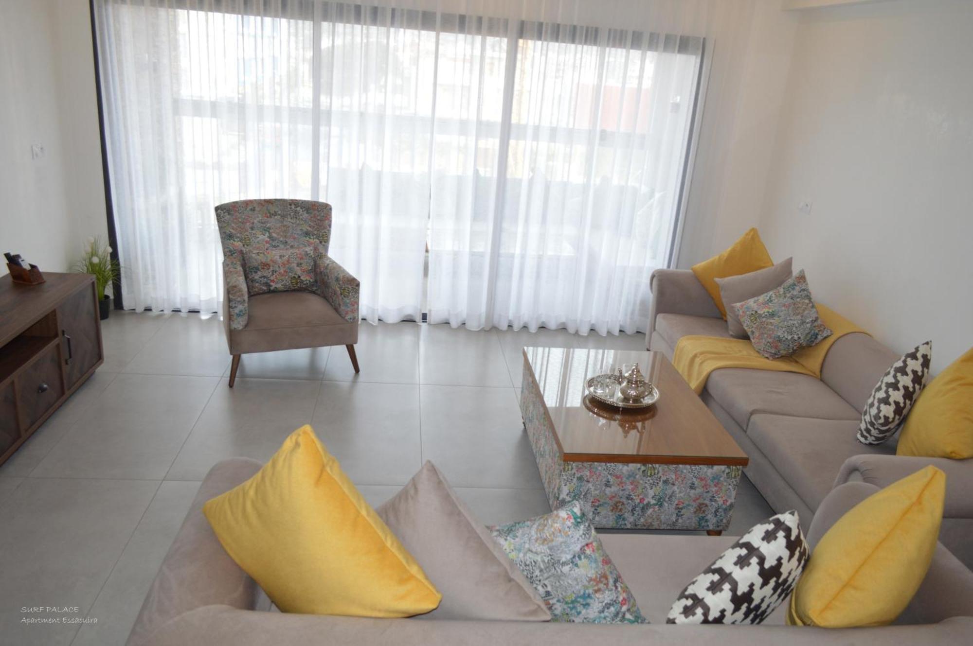 Surf Palace Beachfront Apartment Ес-Сувейра Екстер'єр фото