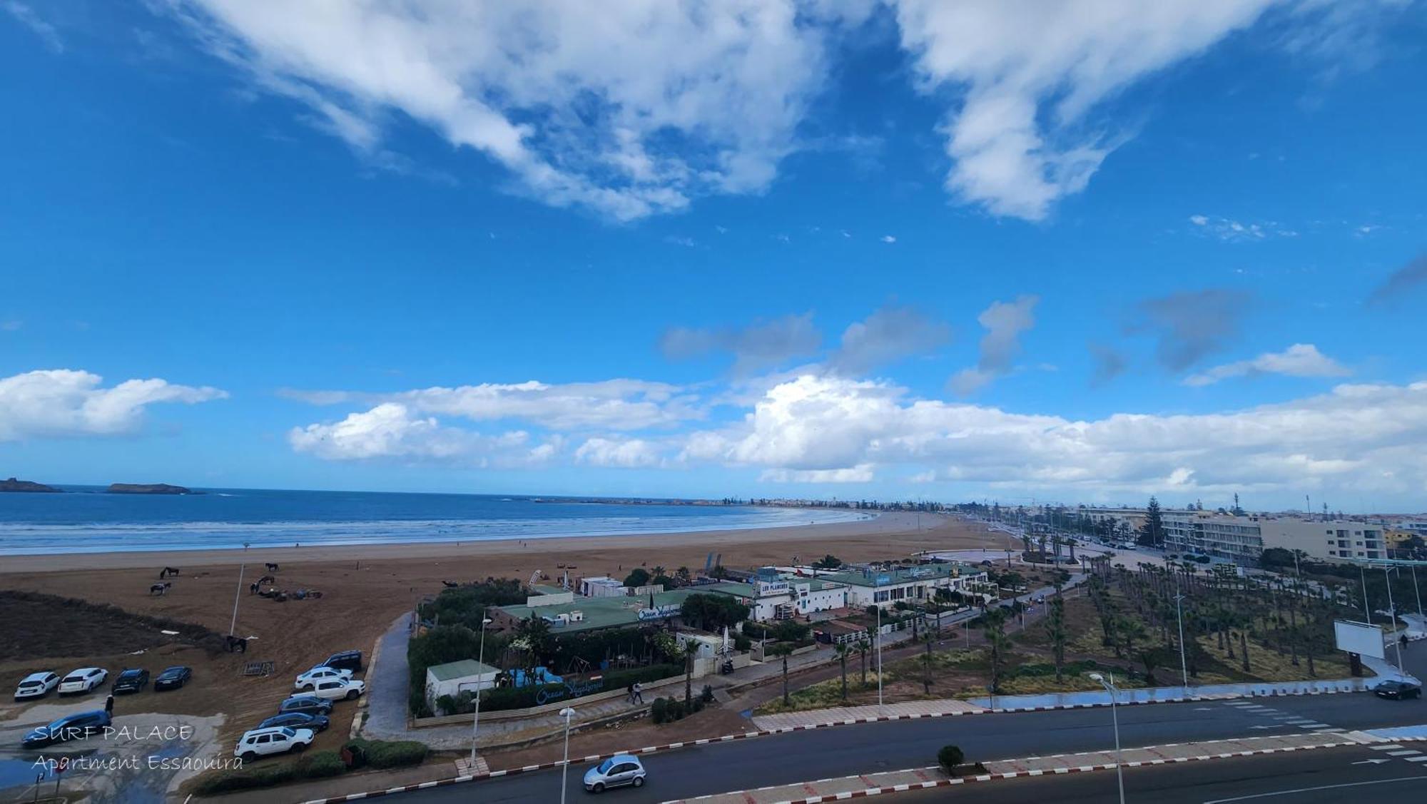 Surf Palace Beachfront Apartment Ес-Сувейра Екстер'єр фото