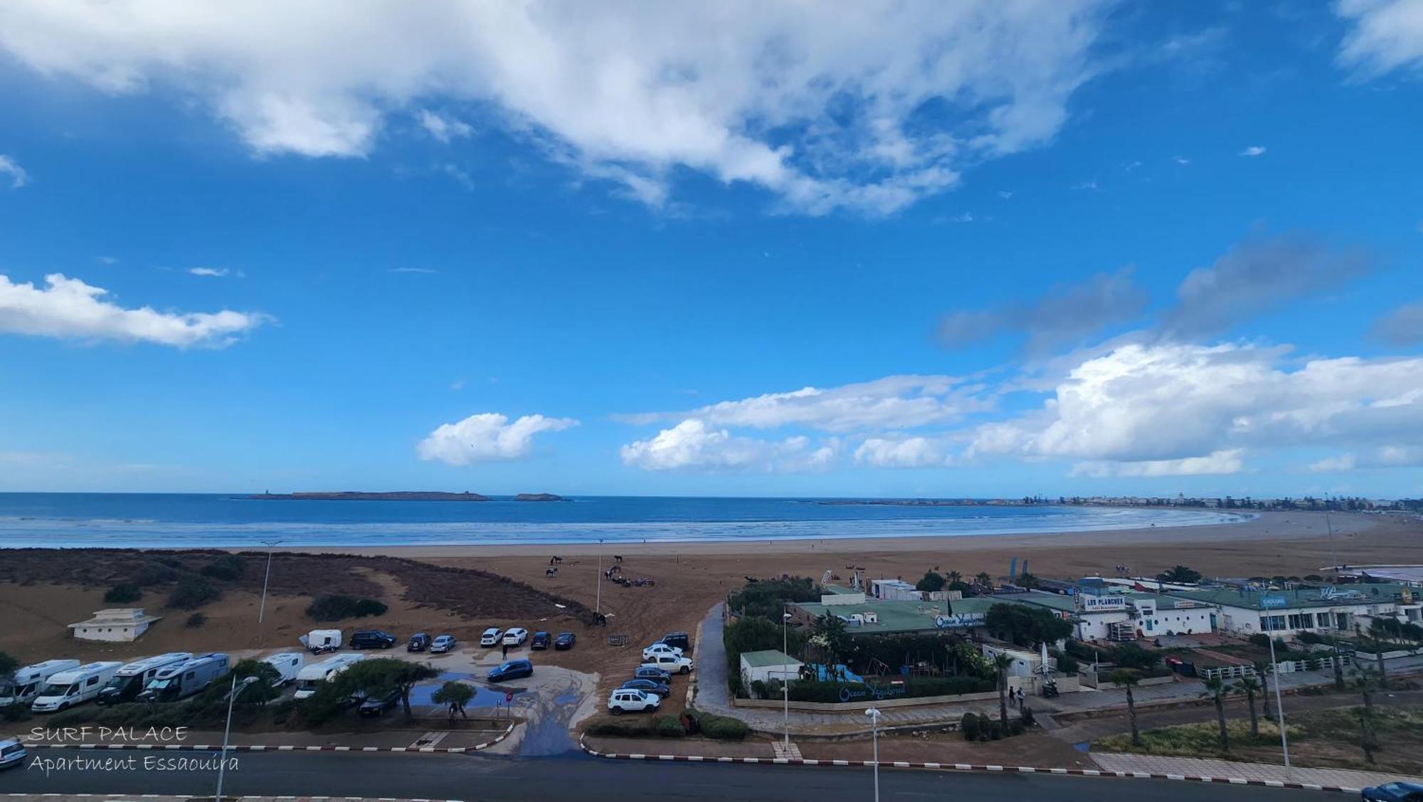 Surf Palace Beachfront Apartment Ес-Сувейра Екстер'єр фото