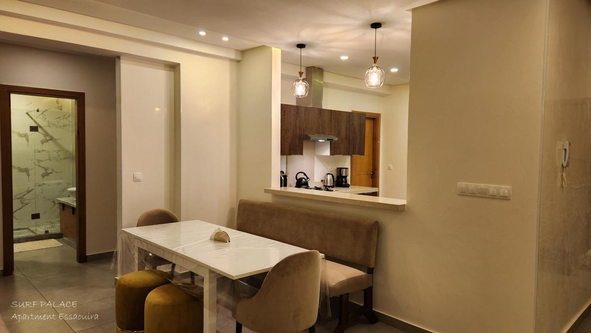 Surf Palace Beachfront Apartment Ес-Сувейра Екстер'єр фото