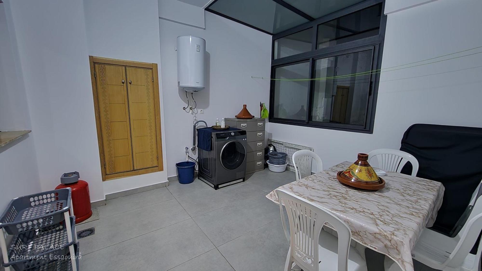 Surf Palace Beachfront Apartment Ес-Сувейра Екстер'єр фото