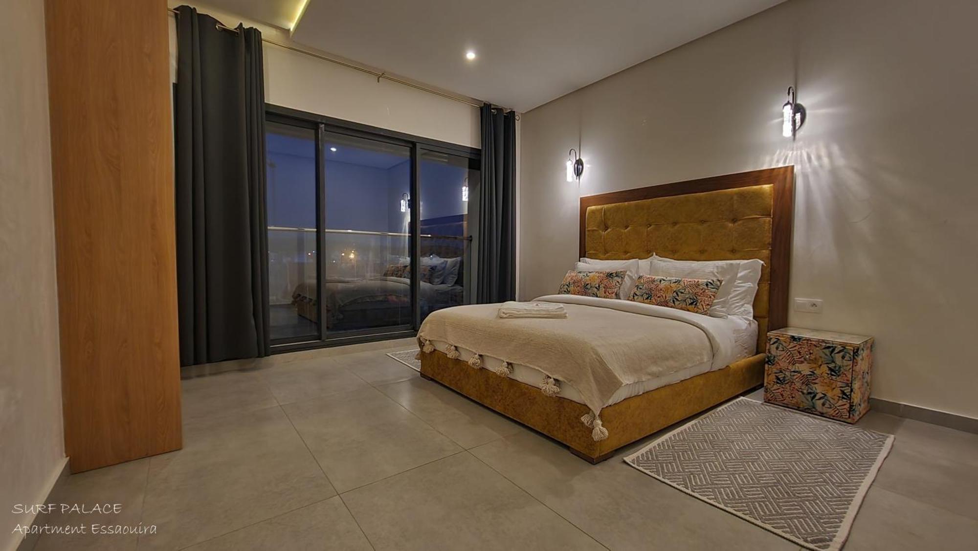 Surf Palace Beachfront Apartment Ес-Сувейра Екстер'єр фото